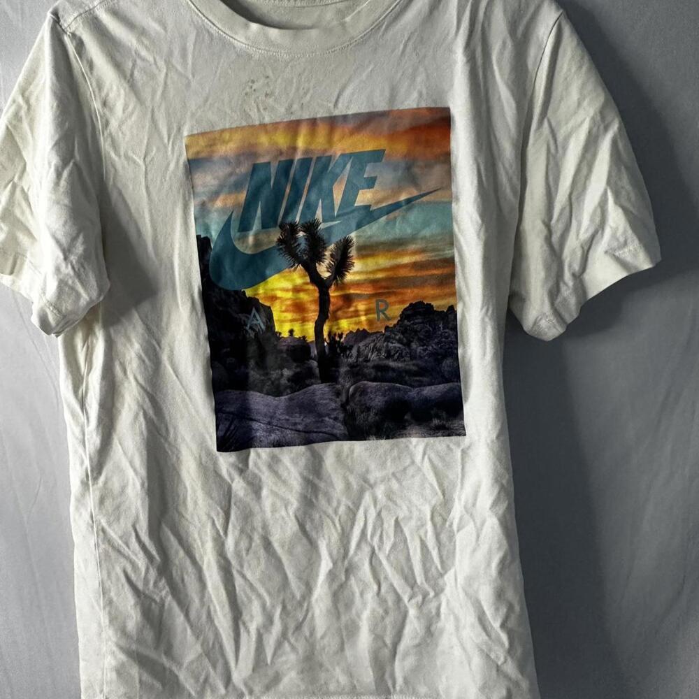 Nike Men's White and Cream Tshirt